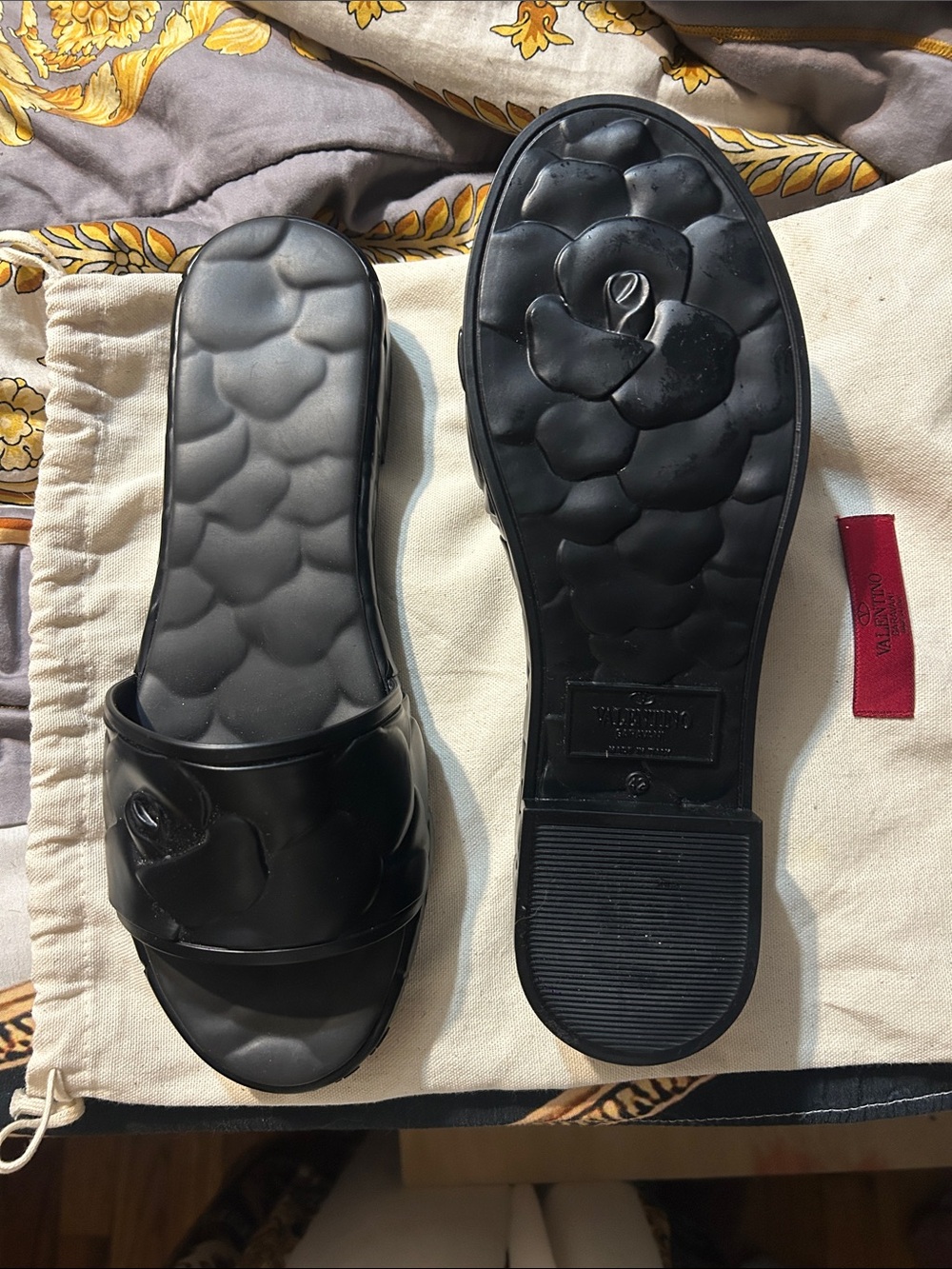 Valentino Garavani Black Slide Sandals
